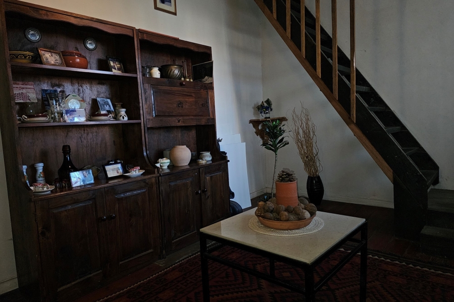 6 Bedroom Property for Sale in Woodstock Western Cape